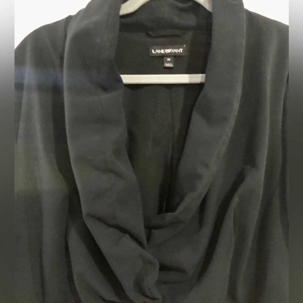 Woman’s plus blazer - Picture 2 of 4